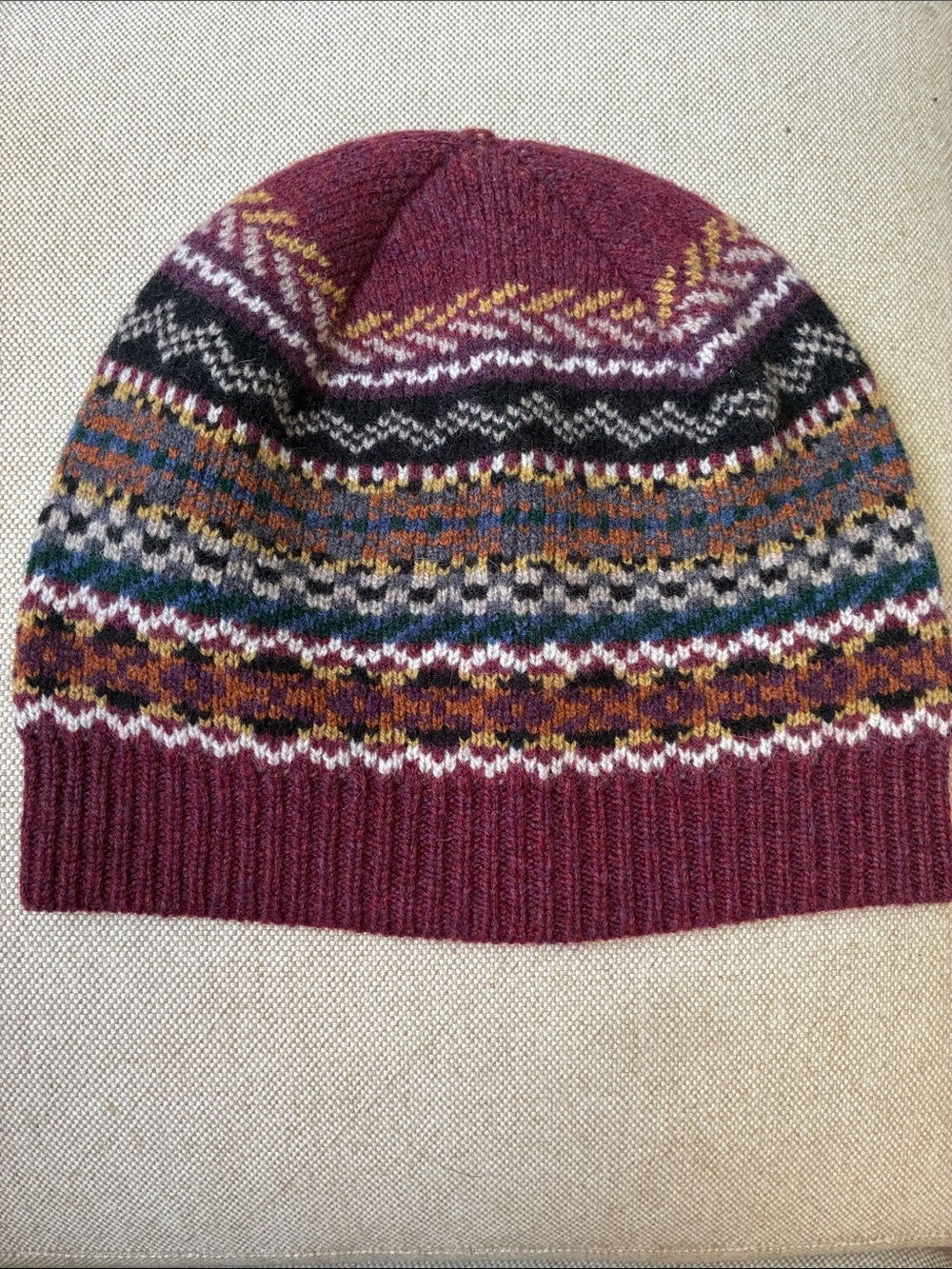 Men's Burgundy Multi-Pattern Knit Beanie